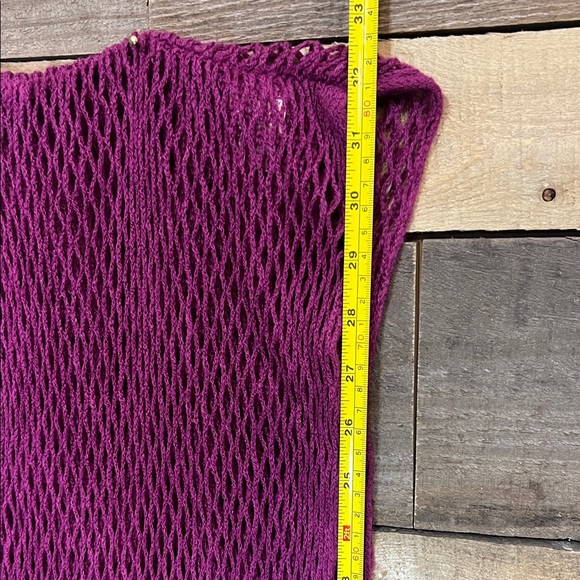 Elegant Magenta/Purple Knit Infinity Scarf - Picture 9 of 9